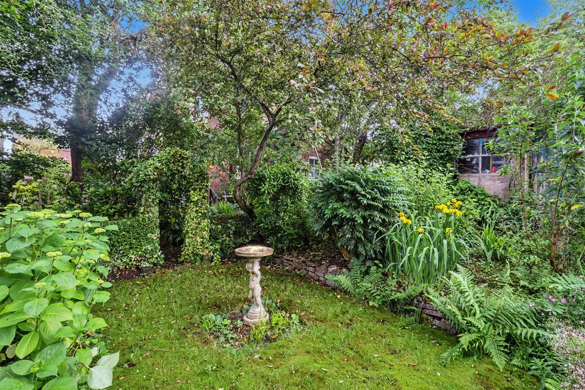 Bagnall Road, Stoke-on-Trent, ST2, photo 20