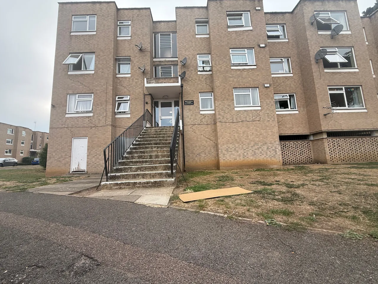 Rawdon Drive, HODDESDON, photo 8