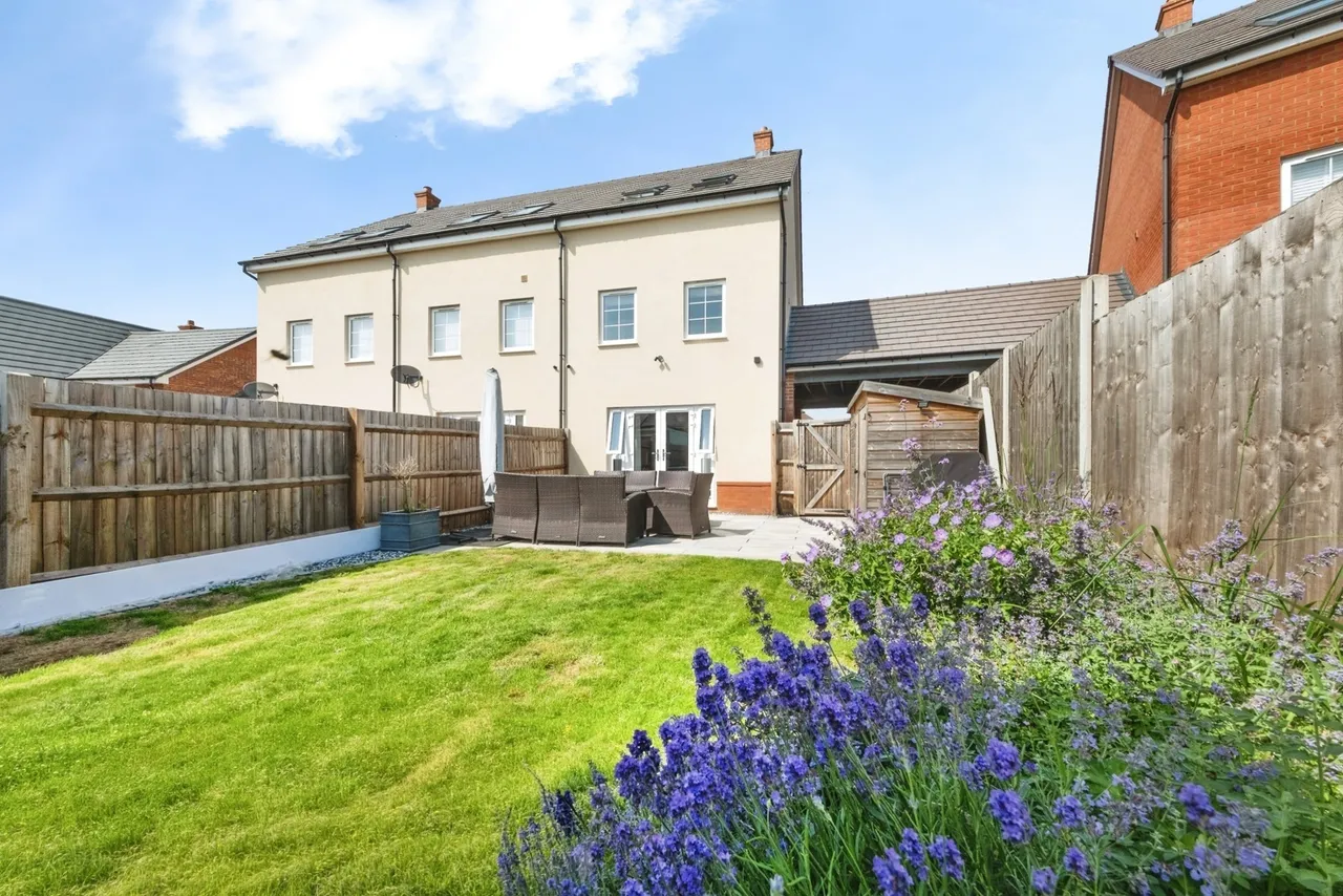 Oswald Way, Buckingham, Buckinghamshire, MK18, photo 19