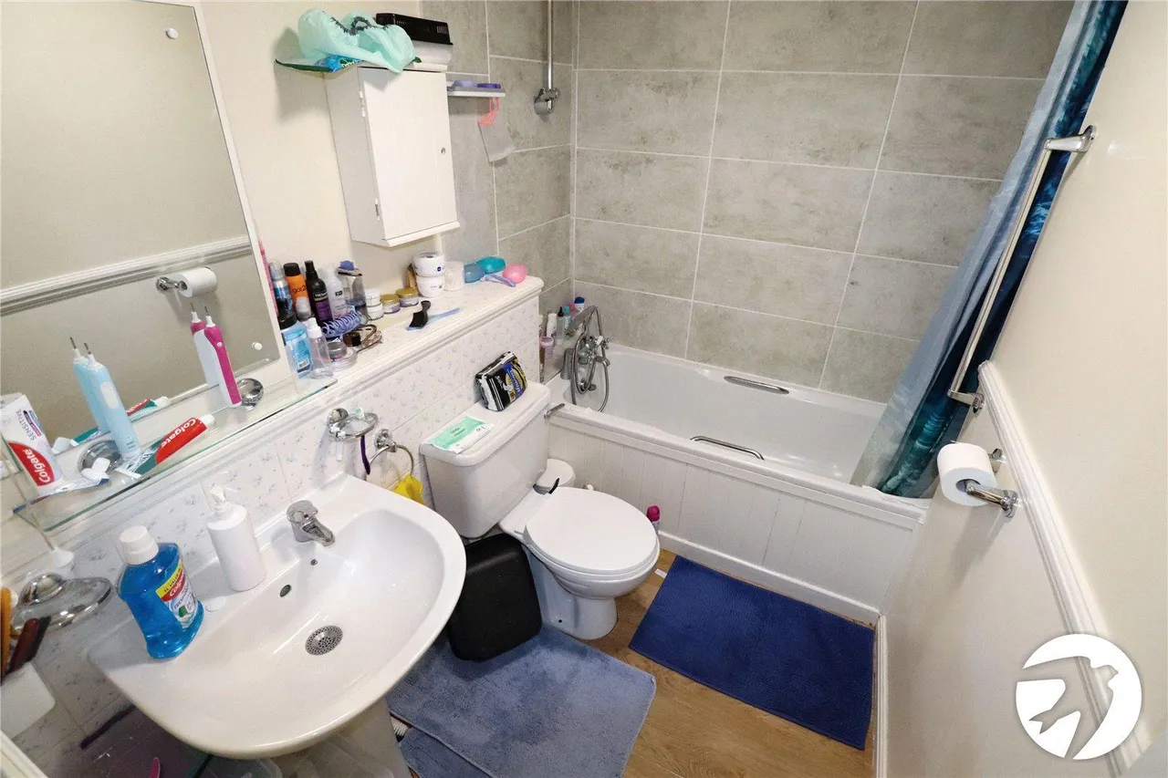 Chandlers Drive, Erith, DA8, photo 7