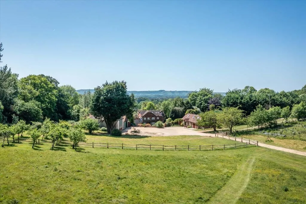 Nutbourne Lane, Nutbourne, Pulborough, West Sussex, RH20 2HF, photo 8
