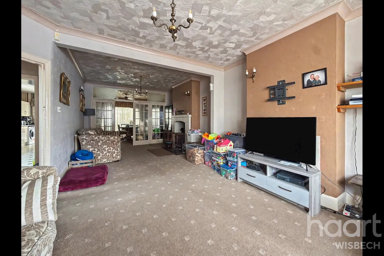 Sandringham Avenue, Wisbech, PE13, photo 8