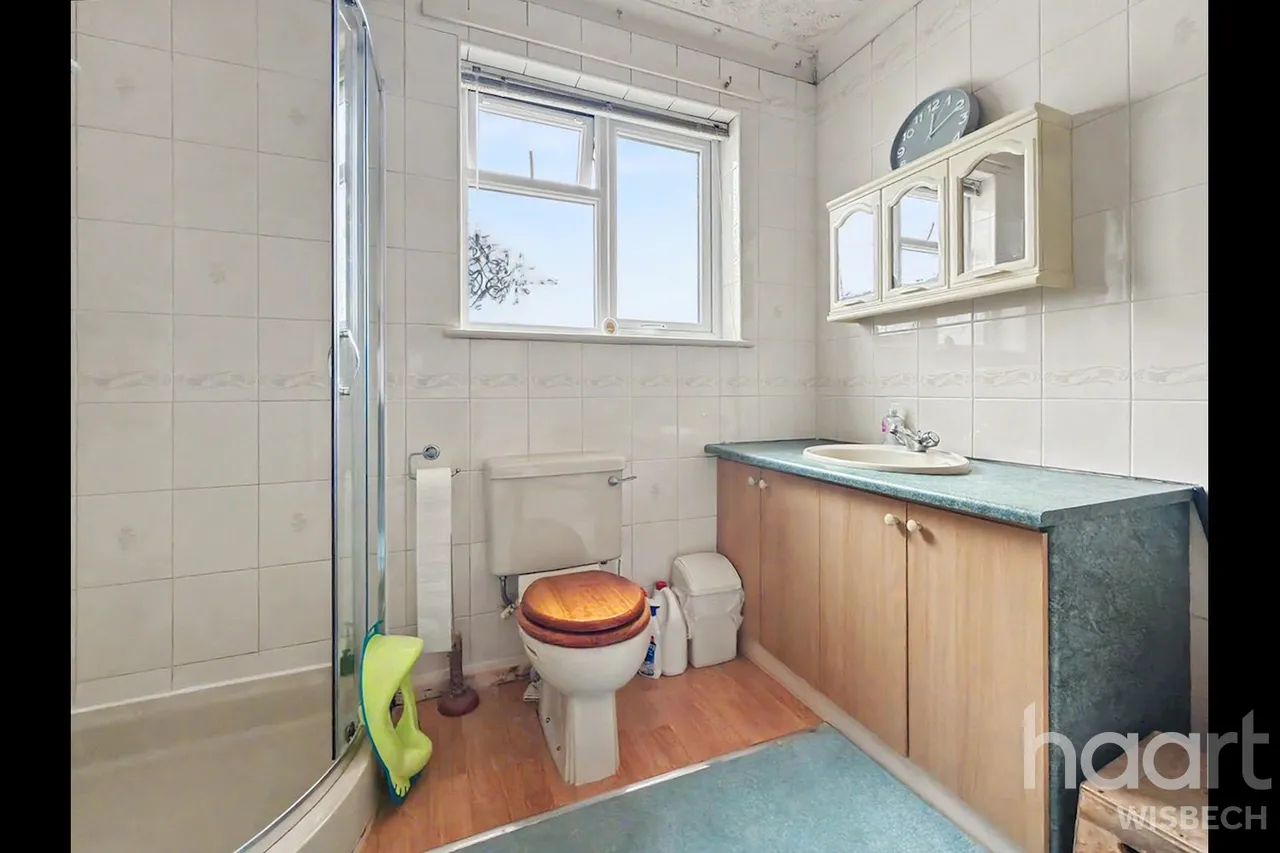 Sandringham Avenue, Wisbech, PE13, photo 21