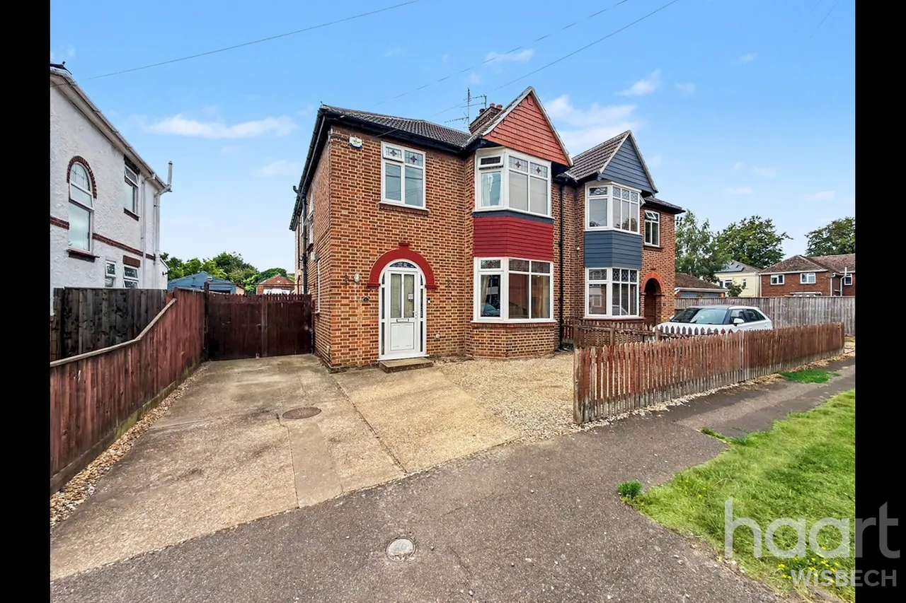 4 bed house for sale, Sandringham Avenue, Wisbech, PE13