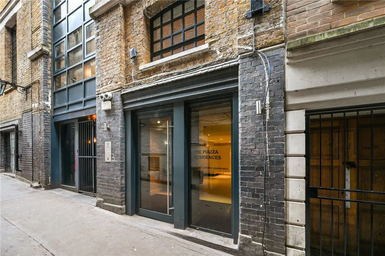Bull Inn Court, London, WC2R, photo 3
