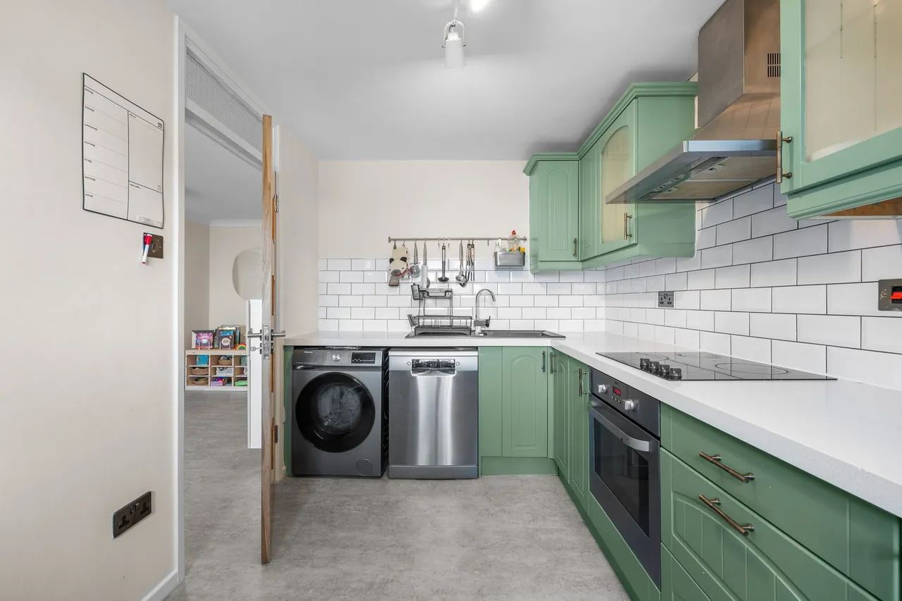 Wickham Lane, Welling, DA16, photo 11
