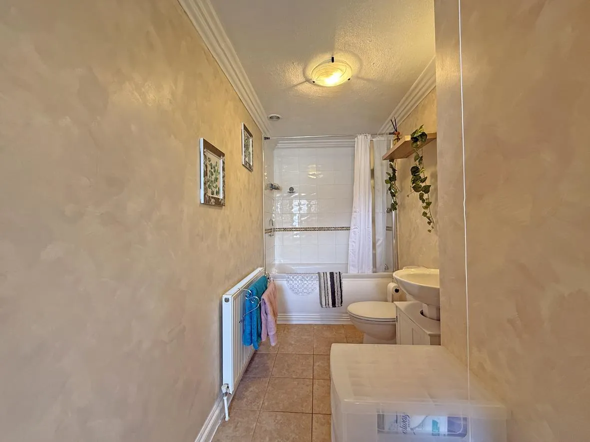 Desborough Road, St Judes, PL4, photo 17
