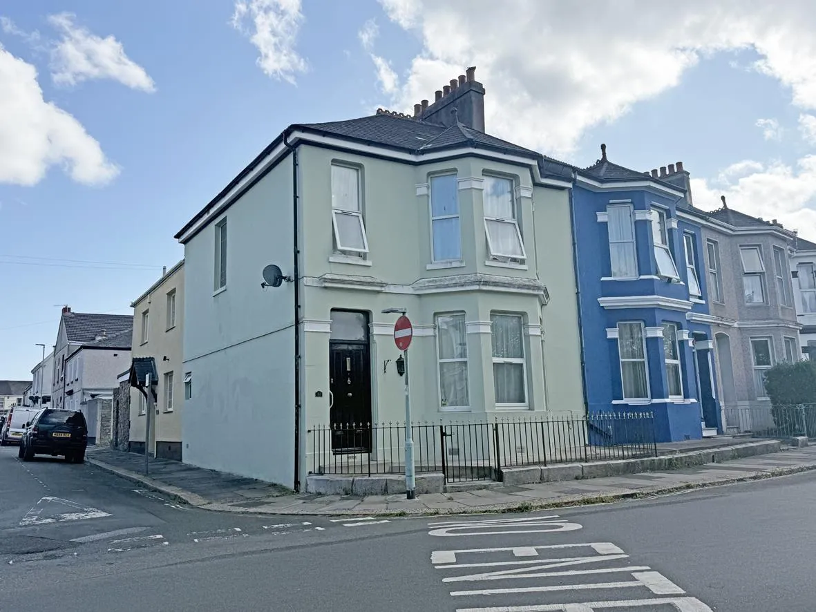 3 bed house for sale, Desborough Road, St Judes, PL4