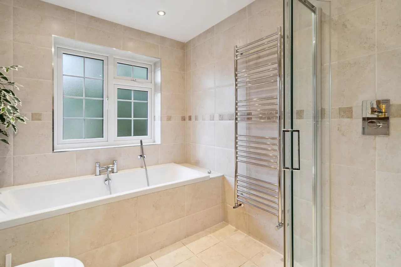 Manor Farm Way, Seer Green, HP9, photo 12