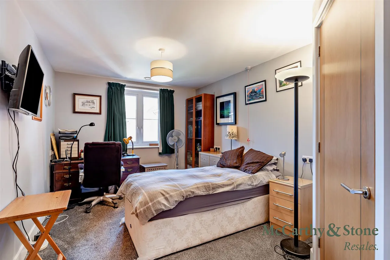 Old Park Road, Hitchin, SG5, photo 6