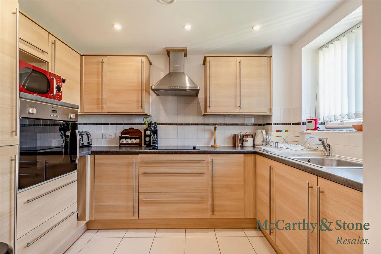 Old Park Road, Hitchin, SG5, photo 5
