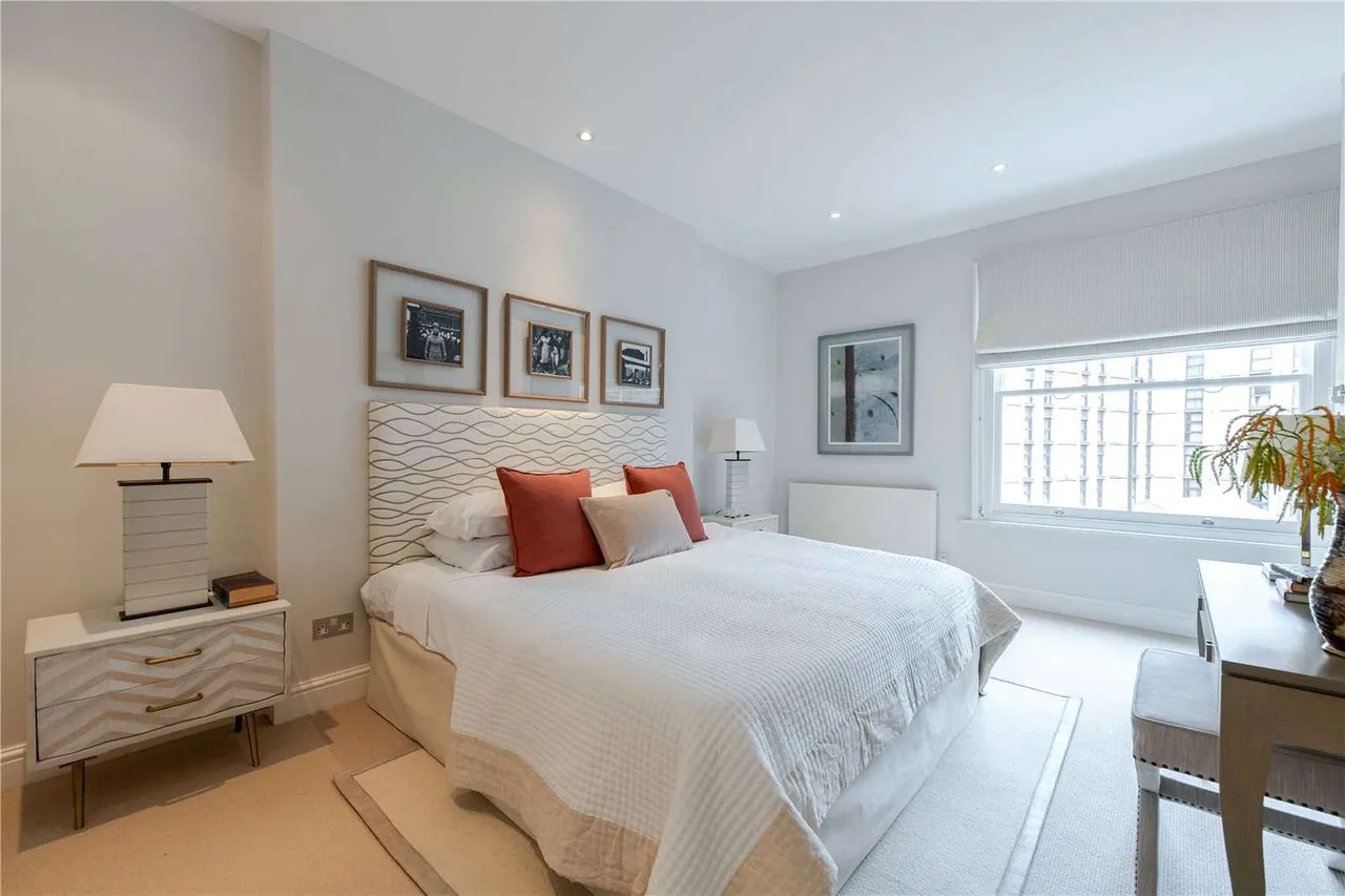 Upper Addison Gardens, London, W14 8AL, photo 8
