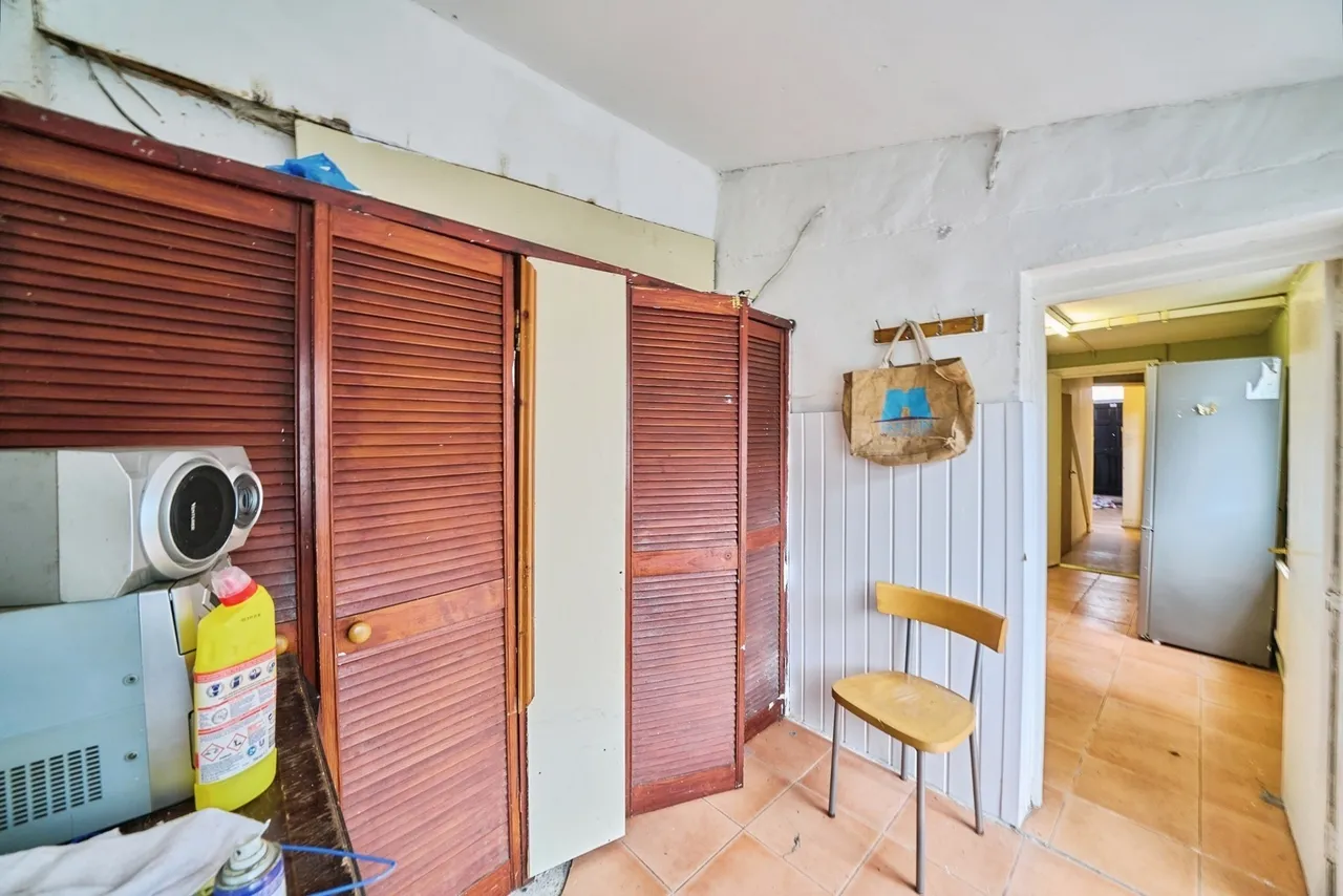 Buckingham Road, London, E15, photo 12