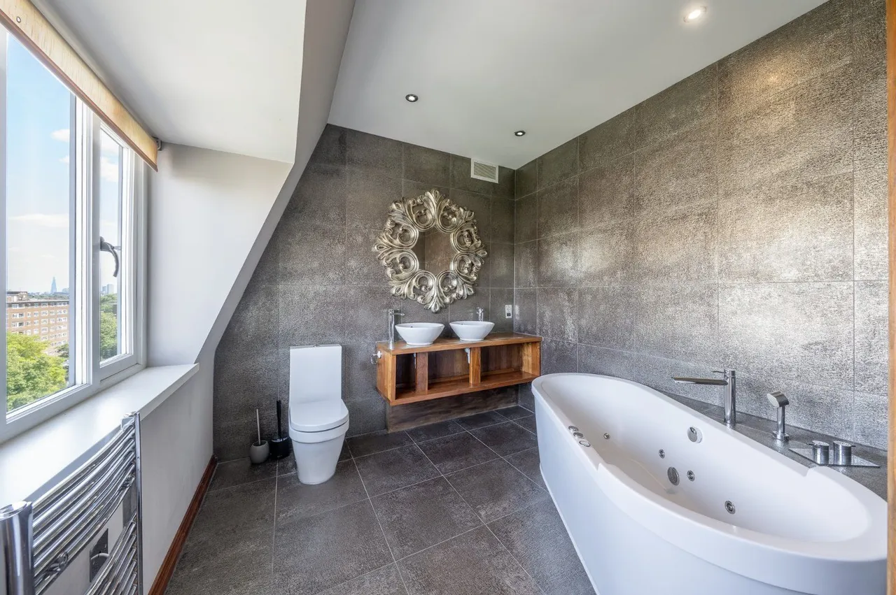 Wellington Road, St John's Wood, London, NW8 9TD, photo 5