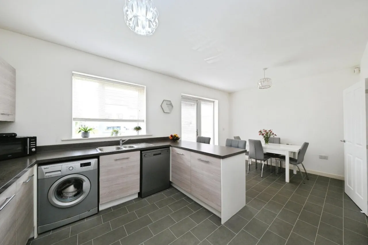 Falstaff Crescent, Sheffield, photo 5