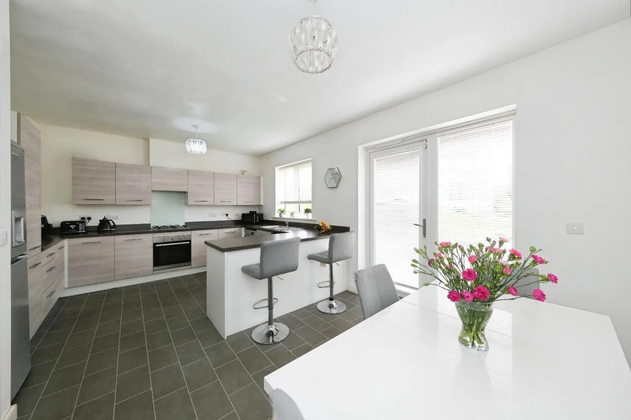 Falstaff Crescent, Sheffield, photo 18