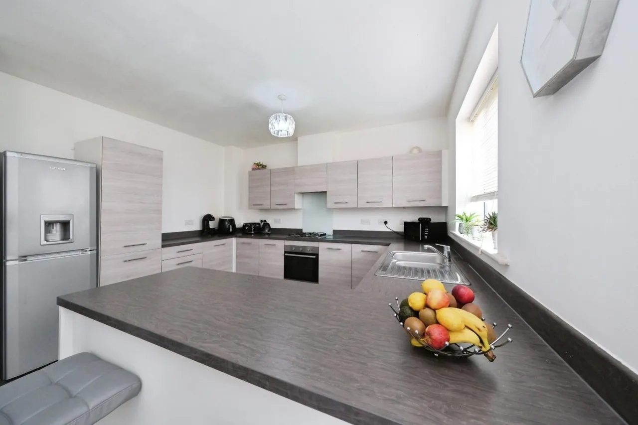 Falstaff Crescent, Sheffield, photo 6