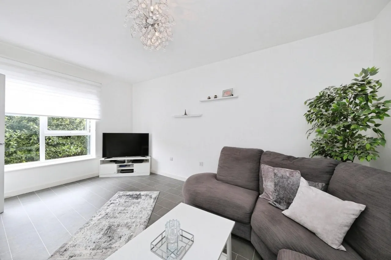 Falstaff Crescent, Sheffield, photo 9