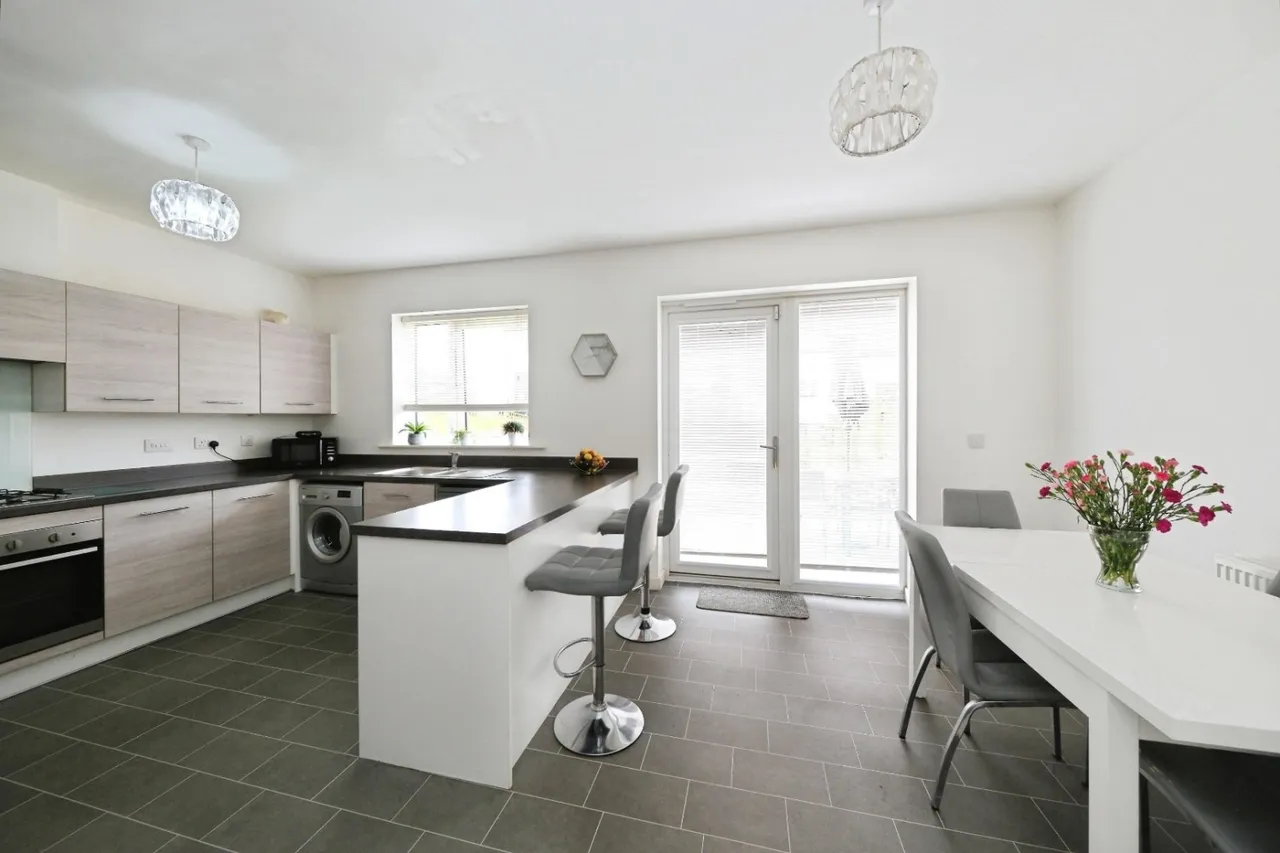 Falstaff Crescent, Sheffield, photo 2
