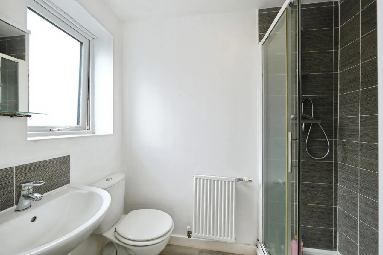 Falstaff Crescent, Sheffield, photo 12