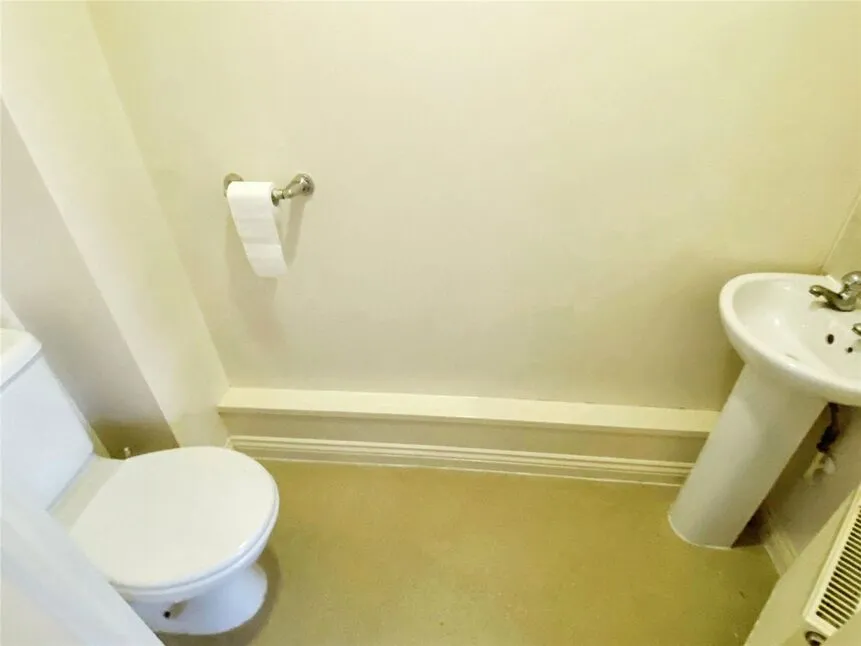 Spruce Road, Nuneaton, Warwickshire, CV10, photo 11