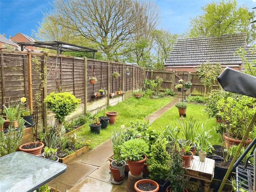 Spruce Road, Nuneaton, Warwickshire, CV10, photo 6
