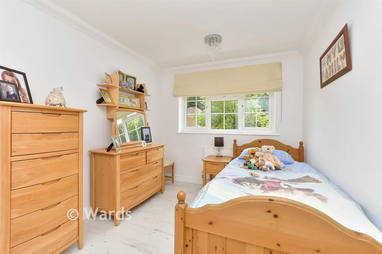 Fairview Avenue, Wigmore, ME8, photo 12