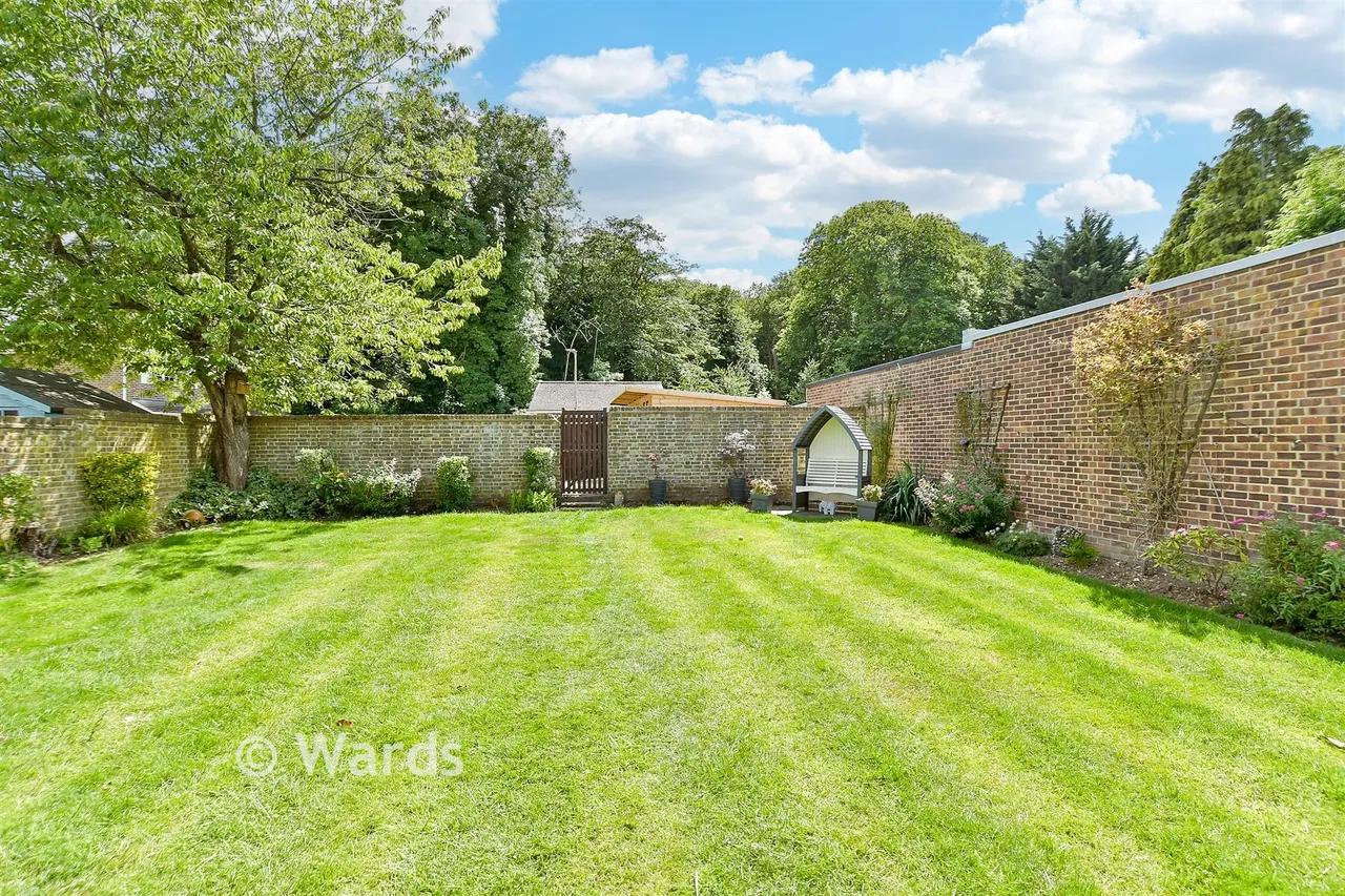 Fairview Avenue, Wigmore, ME8, photo 16