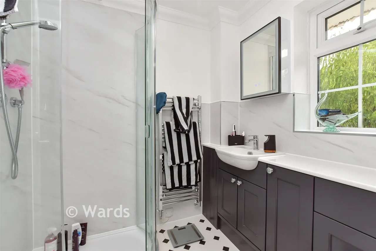 Fairview Avenue, Wigmore, ME8, photo 10