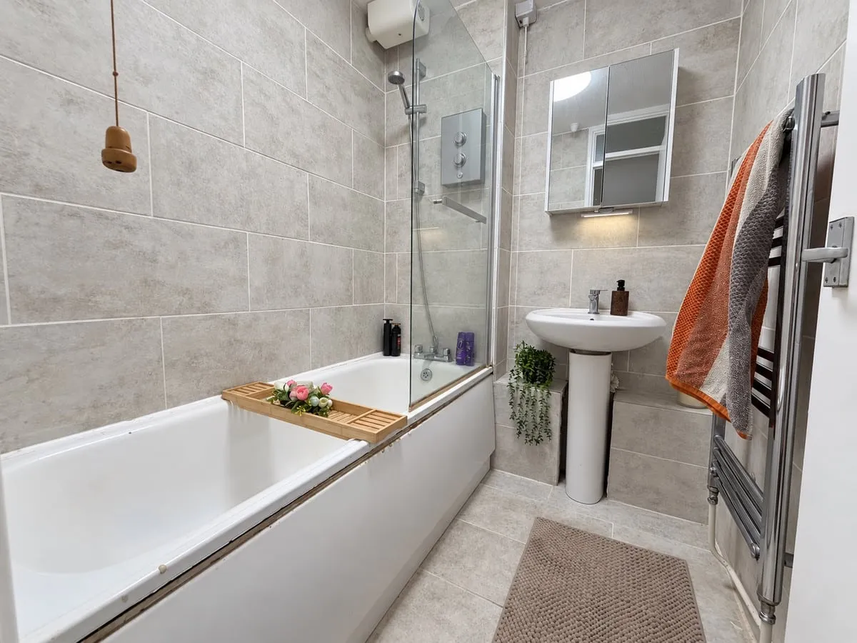 Knowlton Road, Poole, BH17, photo 6