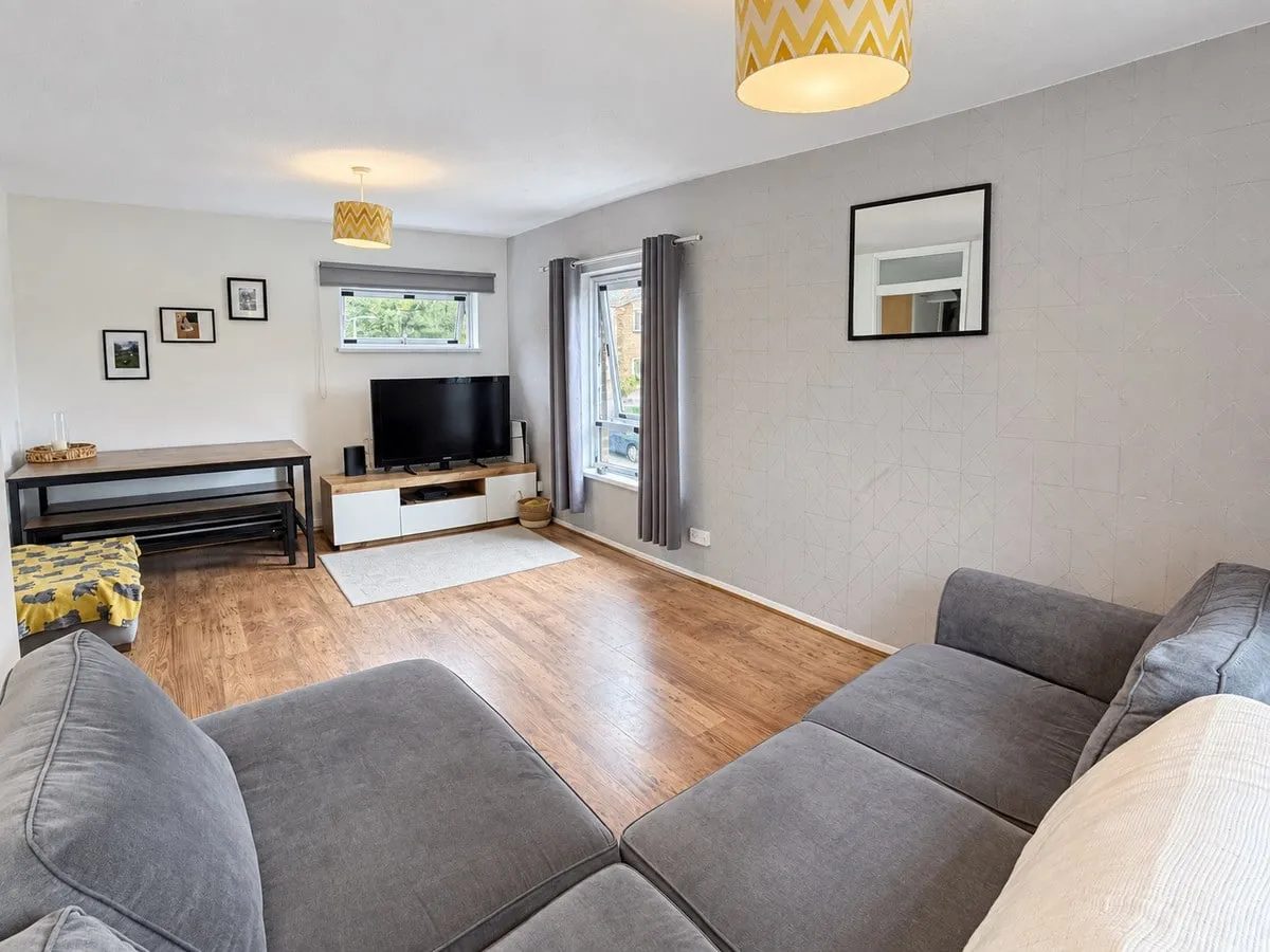 2 bed flat for sale, Knowlton Road, Poole, BH17