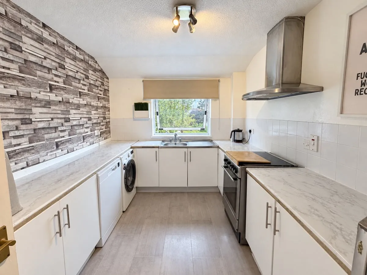 Knowlton Road, Poole, BH17, photo 2