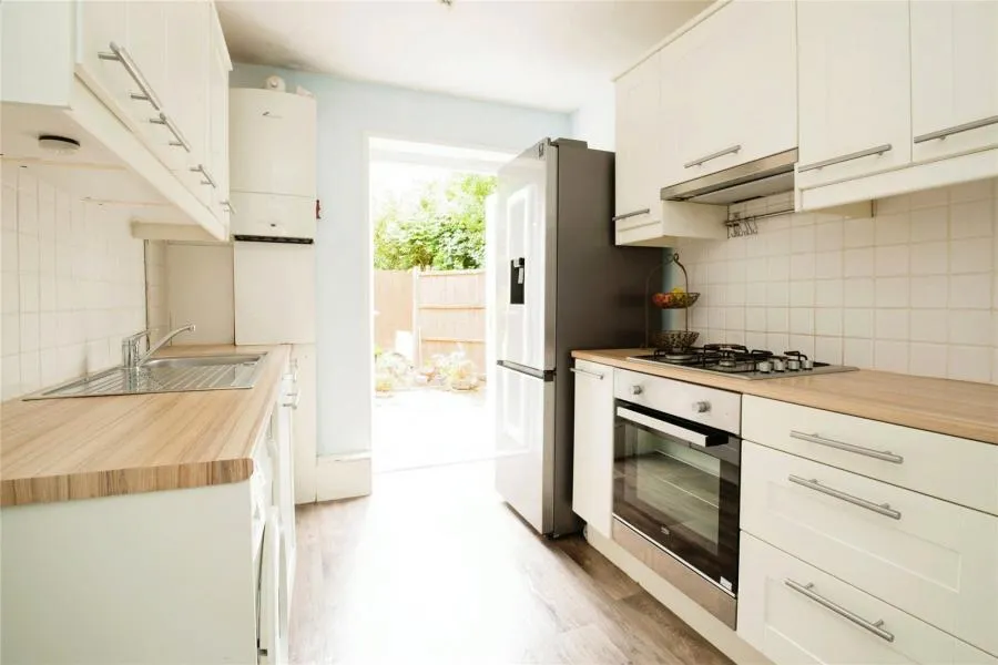 Gwynant Crescent, Cyncoed, CF23, photo 2