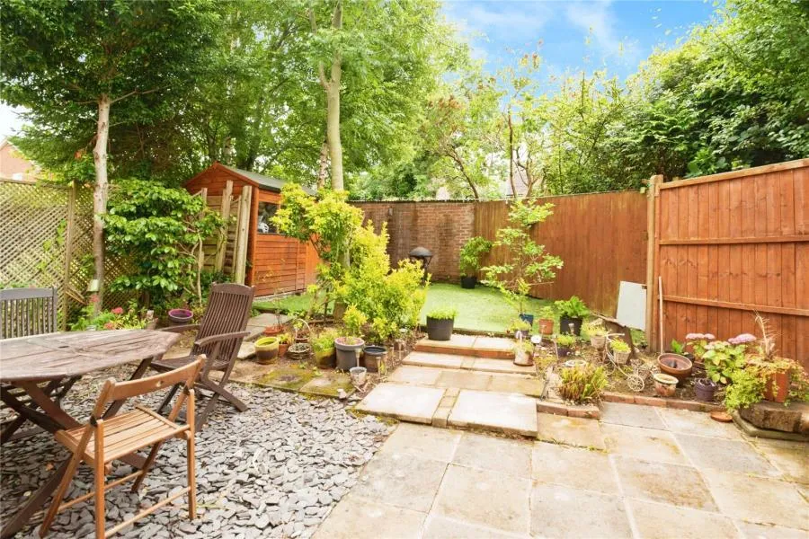 Gwynant Crescent, Cyncoed, CF23, photo 7
