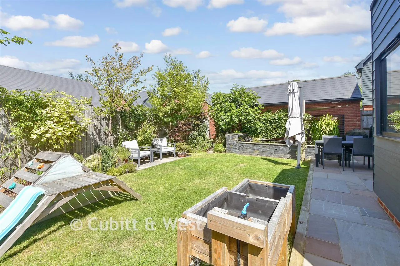Long Lane, Handcross, RH17, photo 15