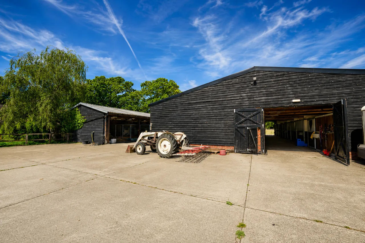 Bicknacre Road, Danbury, CM3, photo 10