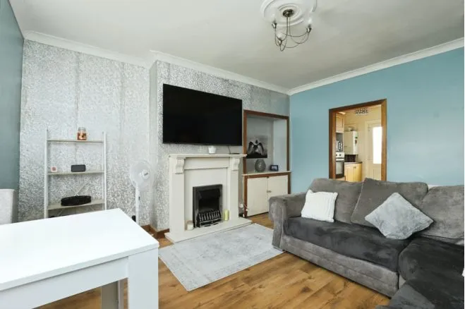Ayr Road, Irvine, photo 5