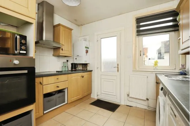Ayr Road, Irvine, photo 11
