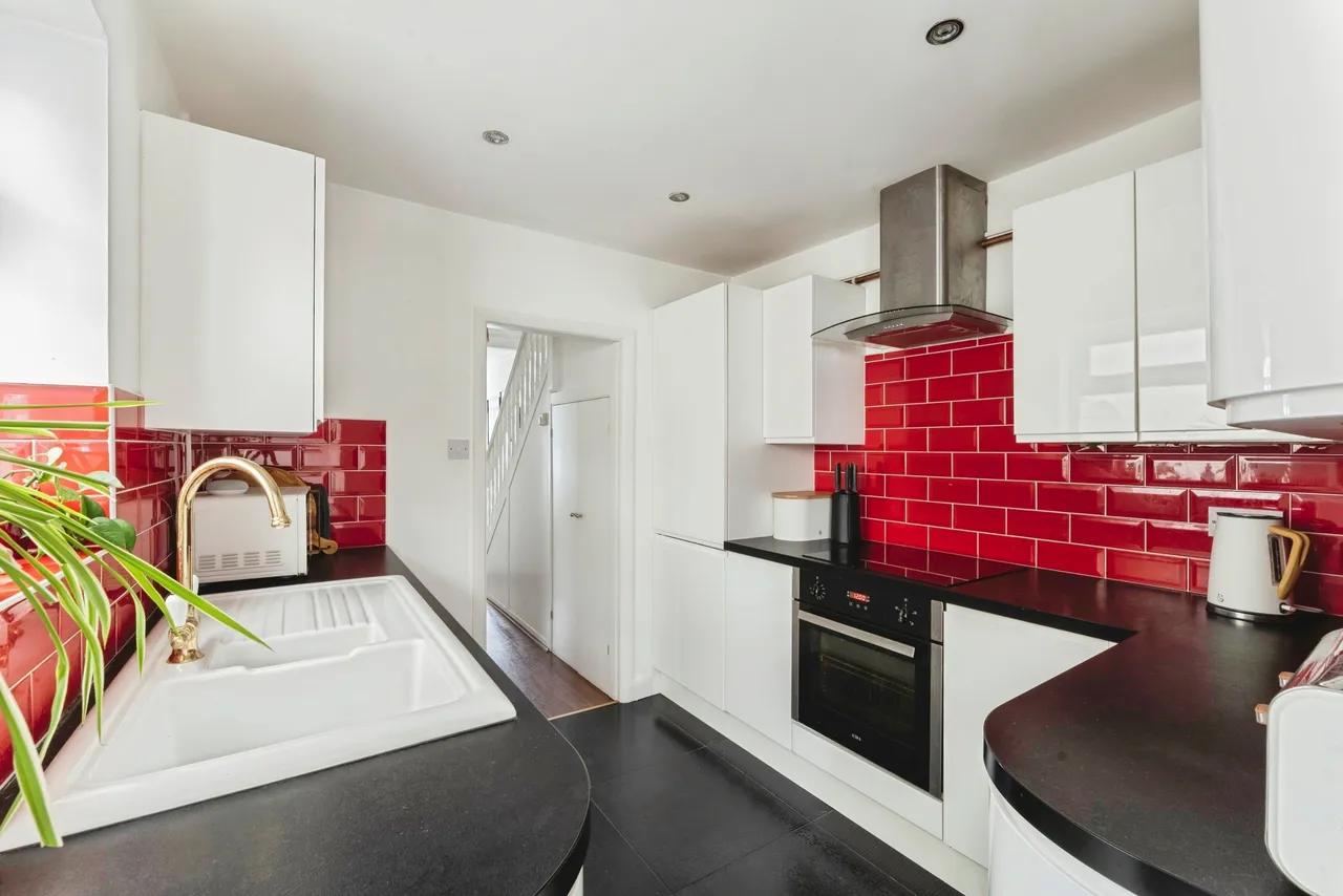 Salisbury Road, Gidea Park, RM2, photo 8