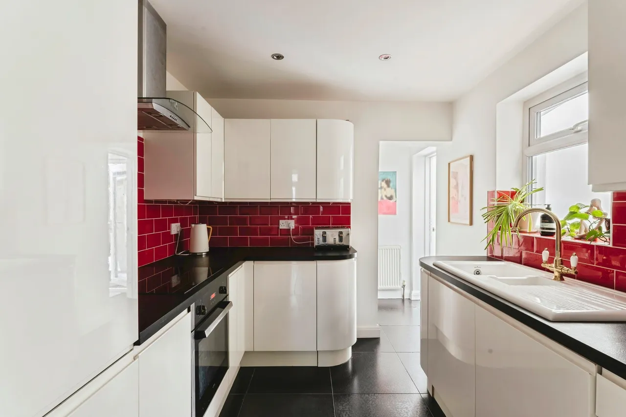 Salisbury Road, Gidea Park, RM2, photo 7