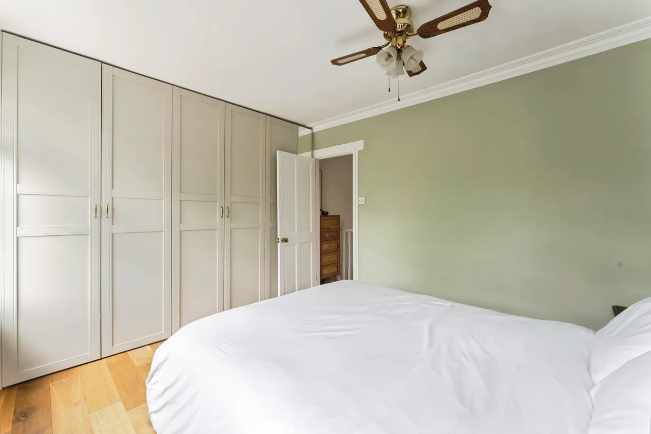 Salisbury Road, Gidea Park, RM2, photo 11