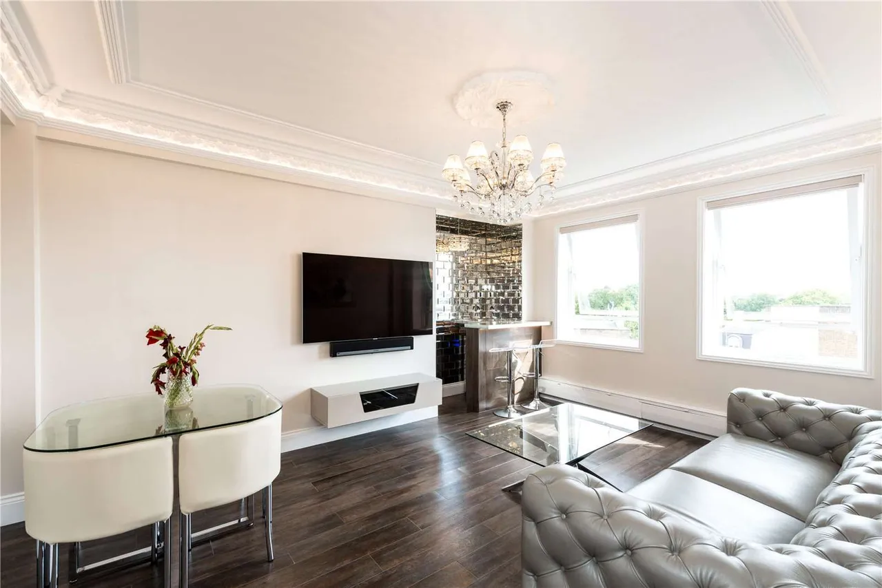 Farley Court, Allsop Place, London, NW1 5LQ, photo 3