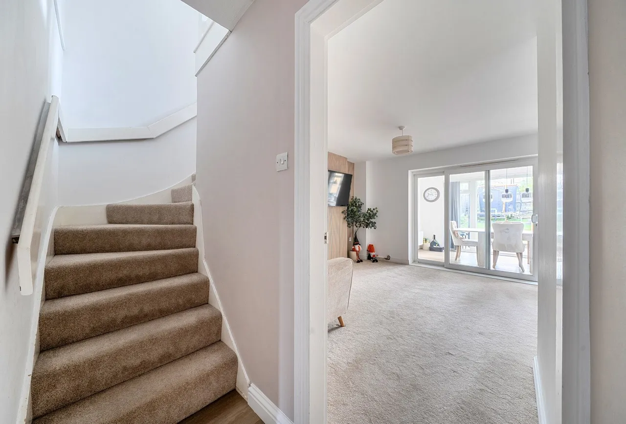 Turnberry, Gloucestershire, Yate, BS37 4ER, photo 13