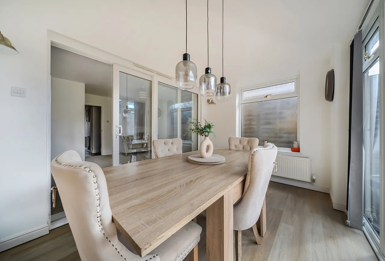 Turnberry, Gloucestershire, Yate, BS37 4ER, photo 2