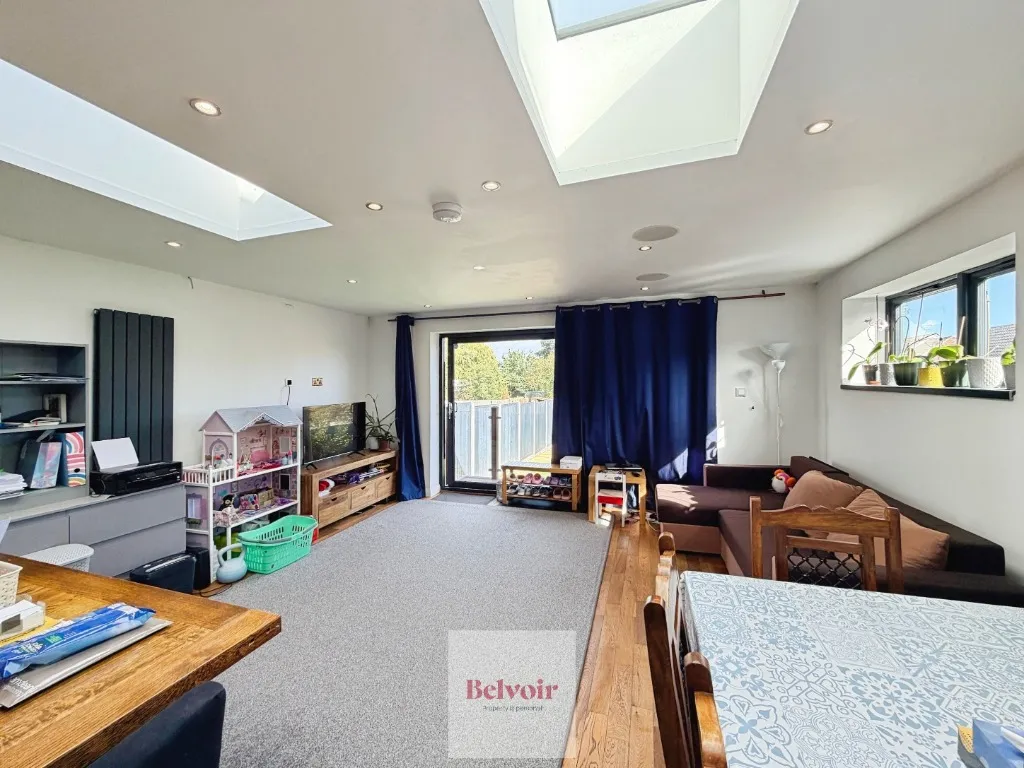 Blakenhurst, Harvington, WR11, photo 4