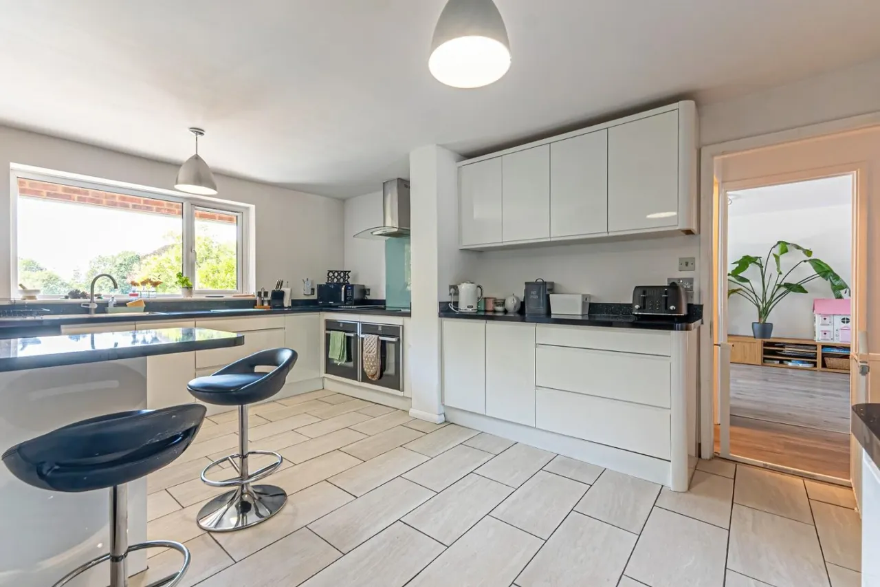 Great Brickhill Lane, Little Brickhill, MK17, photo 10