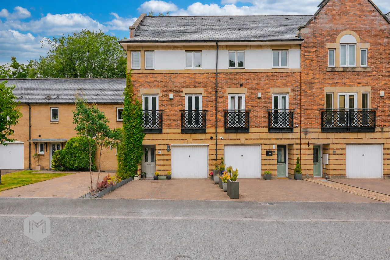 3 bed house for sale — Threadfold Way, Bolton, BL7 9DN