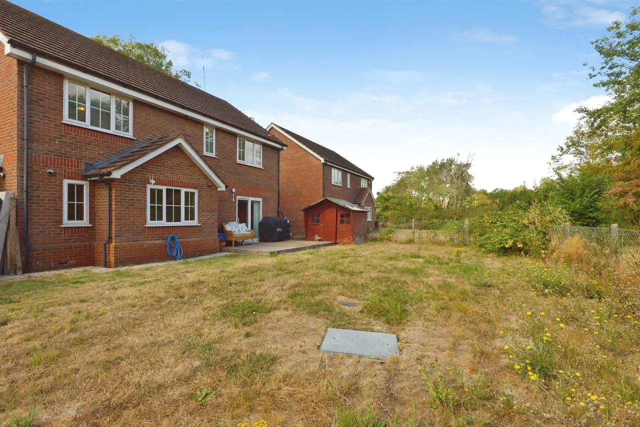 Caldecotte Lane, Caldecotte, Milton Keynes, photo 4