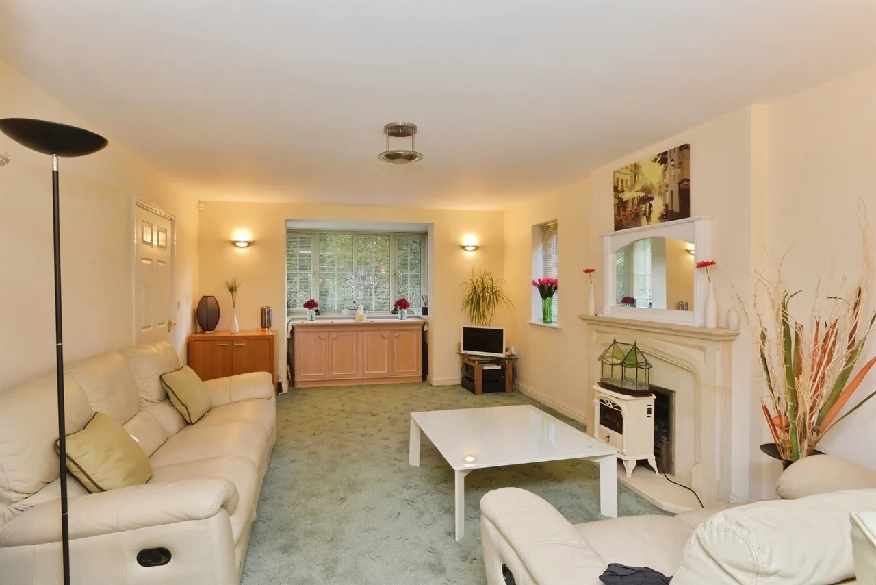 Caldecotte Lane, Caldecotte, Milton Keynes, photo 2