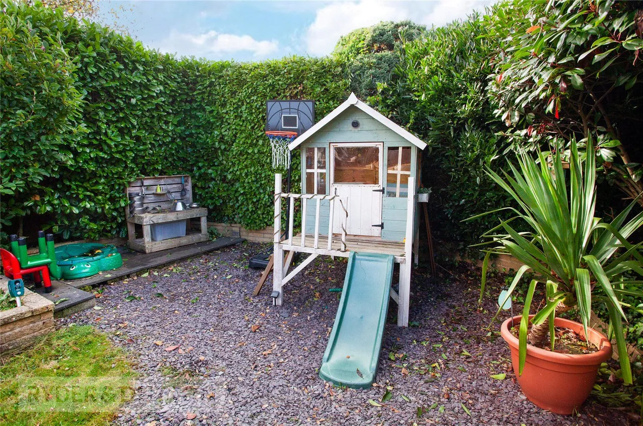 Linkside Avenue, Royton, OL2, photo 21